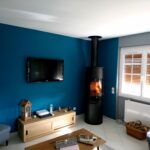Poêle à bois dans une maison rénovée au Mesnil-Esnard