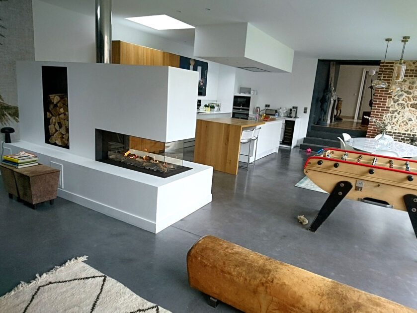 Cheminée gaz Bellfires dans une maison en rénovation à Bihorel