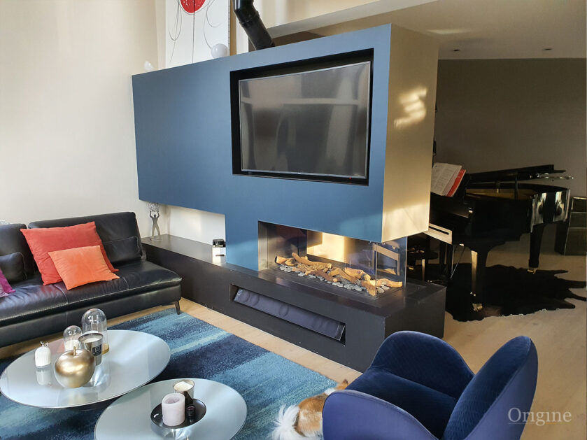 foyer room divider gaz TV encastree